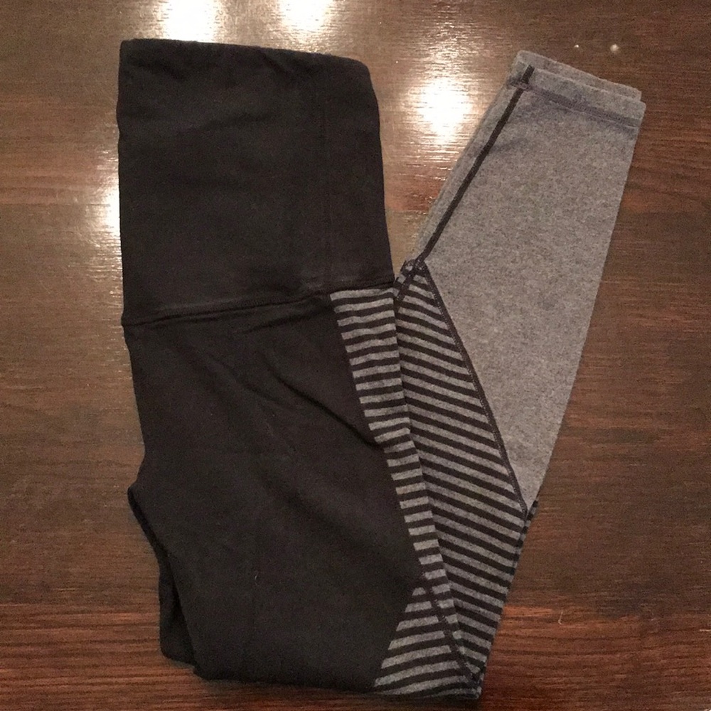 Gap Gfast Maternity Black Stripe Active Leggings